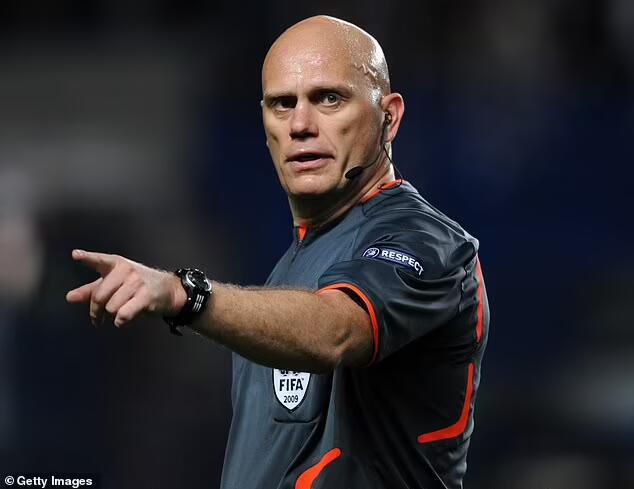 乔治·克鲁尼、“卷福”本尼迪克特·康伯巴奇、朱莉娅·罗伯茨、西恩·潘等明星亮相助阵。